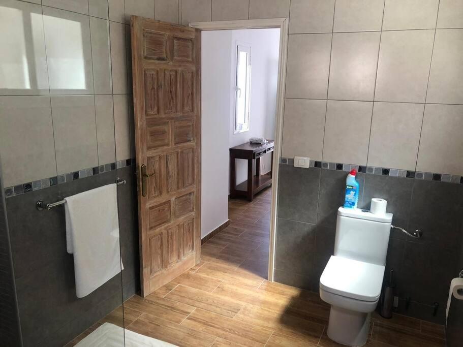 Gezellige Villa Met Prachtig Zicht En Zwembad Арона Екстер'єр фото